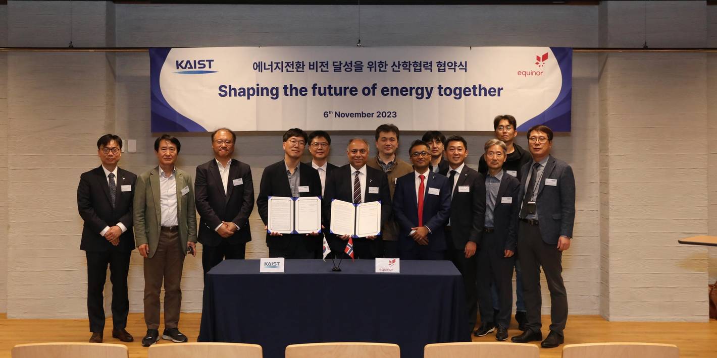 Equinor, a Norwegian state-owned broad energy company, signed a business agreement with KAIST on October 6th and agreed to comprehensive cooperation for innovation and energy transition. Equinor's Head of EPCD PM APAC Rajnish Sharma, and KAIST Head of School of Mechanical & Aerospace Engineering Jung Kim